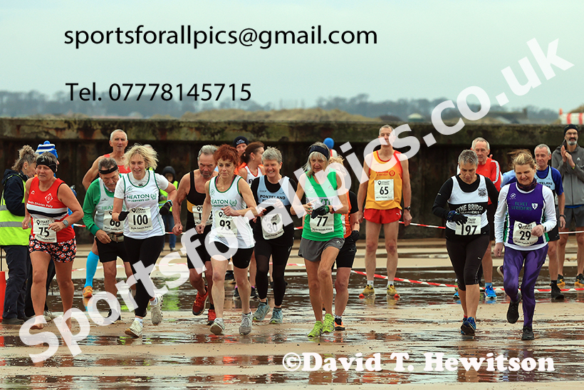 The 2024 Blyth Beach Run, Northumberland.   Photo: David T. Hewitson/Sports for All Pics